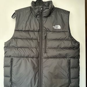 Never Worn The North Face Vest